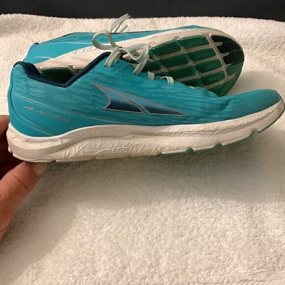ALTRA, EGO, ladies size 9, good condition - Picture 3 of 9